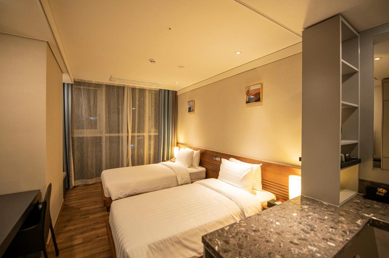 J One Hotel チョンジュ エクステリア 写真