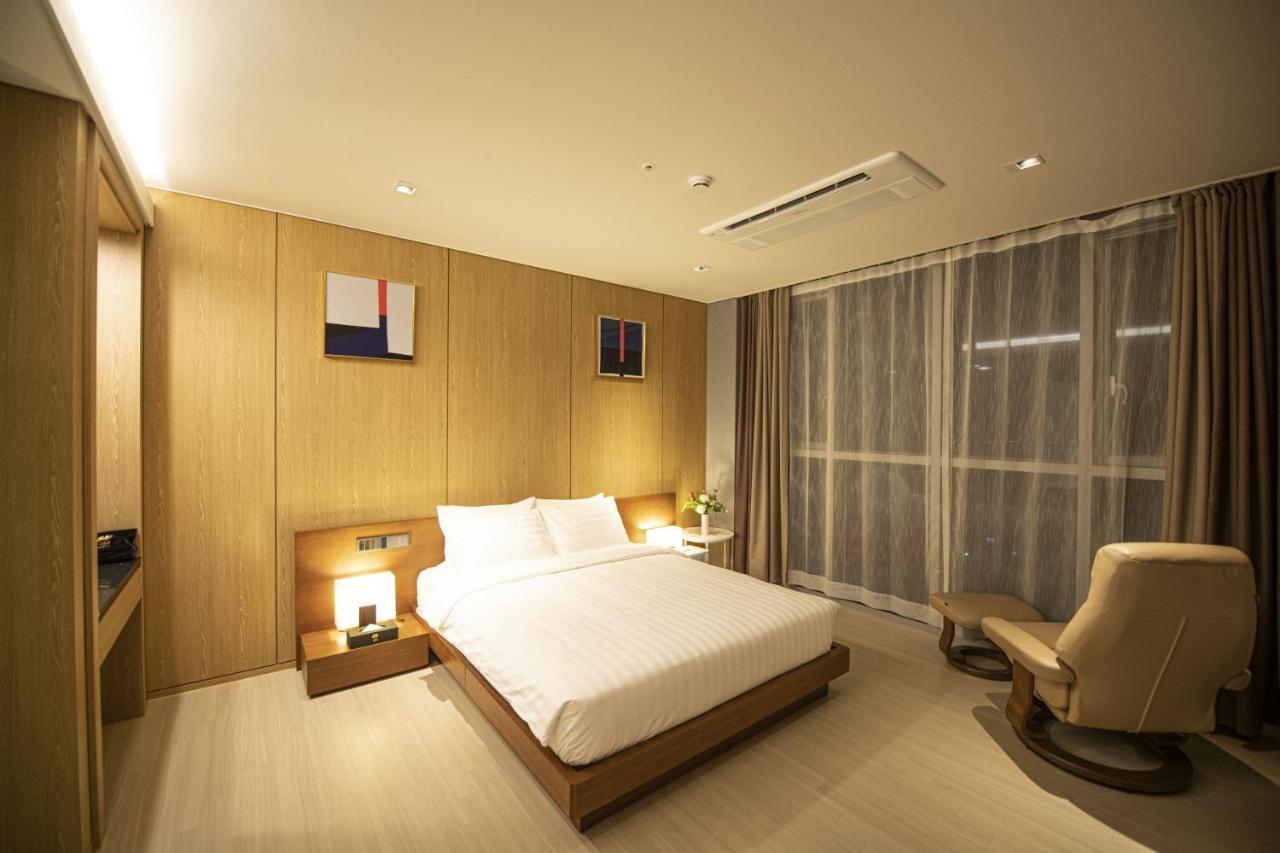 J One Hotel チョンジュ エクステリア 写真