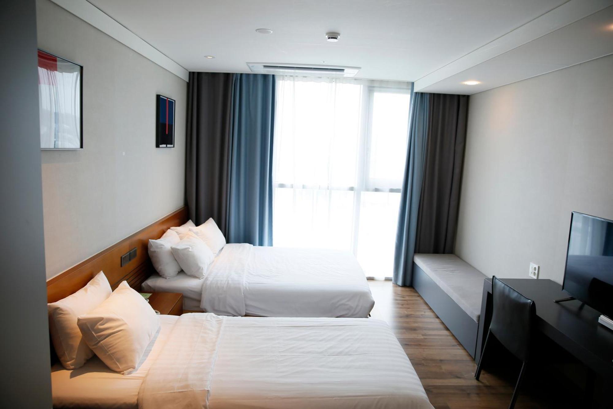J One Hotel チョンジュ エクステリア 写真
