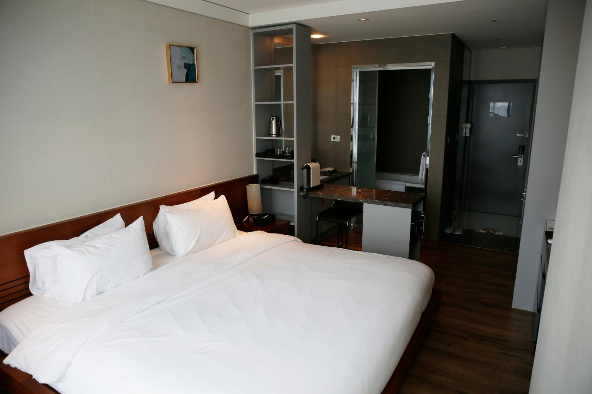 J One Hotel チョンジュ エクステリア 写真